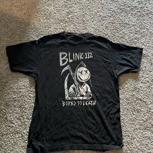 Blink 182 Band shirt Size L